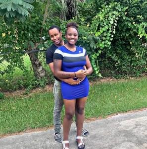 Meet your Posher, Dee